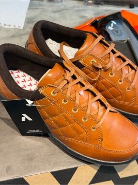 Casual Women's Leather Sneakers in Tan orthopedic